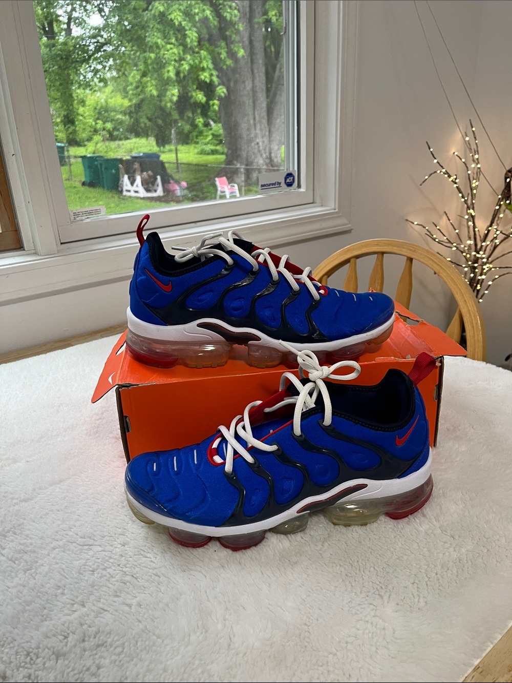 Nike Air VaporMax Plus Game Royal Red Orbit Size 10.5